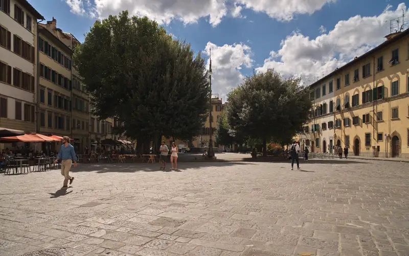 Piazza Santo Spirito, Oltrarno
