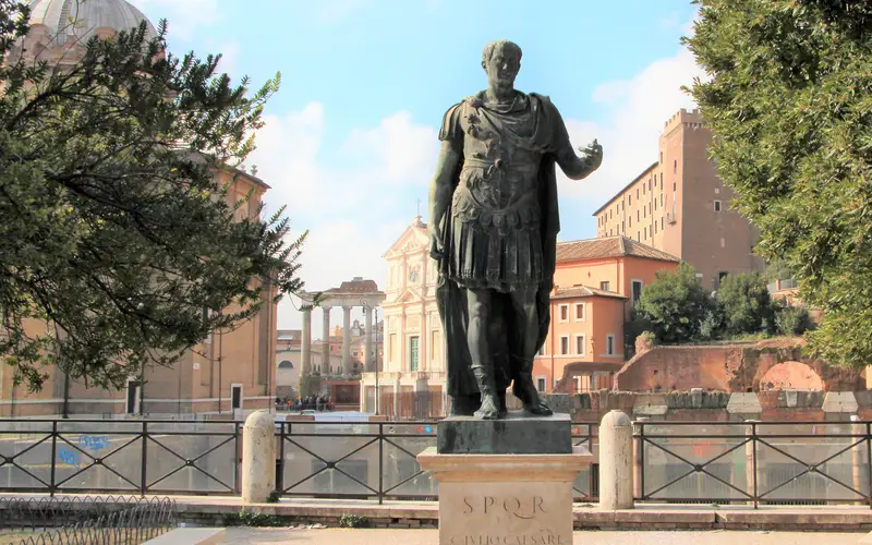 Via dei Fori Imperiali and Monti