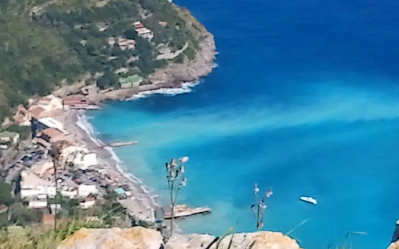Marina del Cantone dal Monte San Costanzo, Massa Lubrense