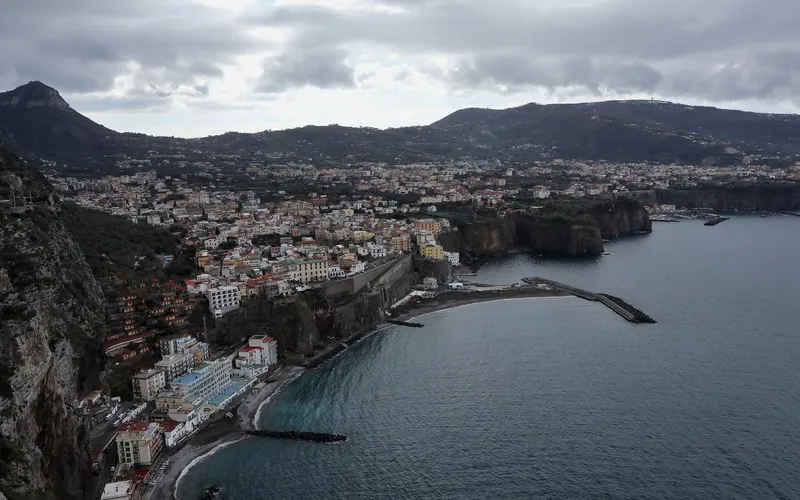 La costa sorrentina vista da Vico Equense