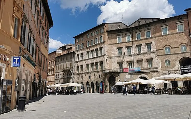 Piazza IV Novembre, Perugia