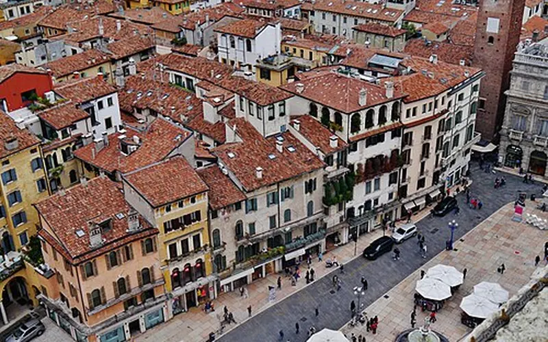 Piazza delle Erbe from the Torre dei Lamberti